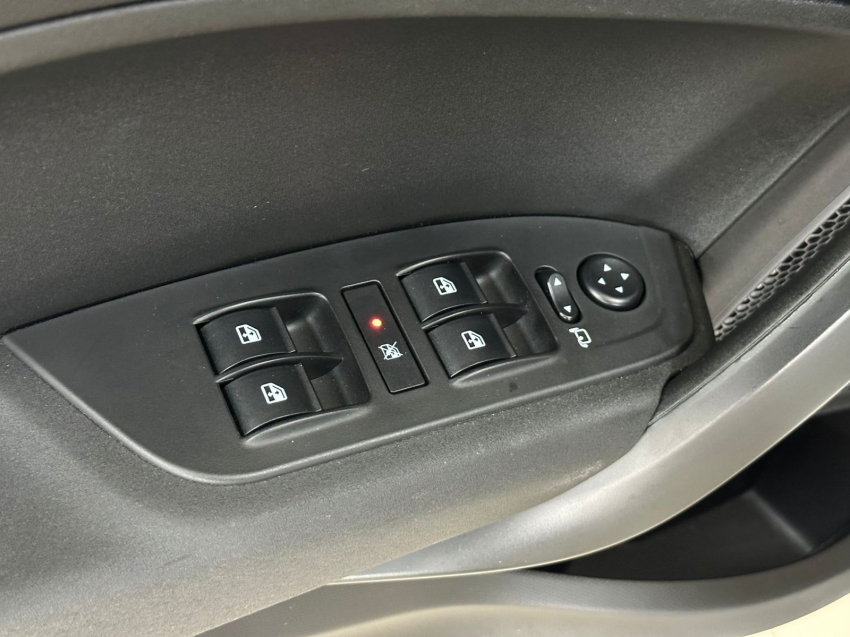 fiat cronos 1.3 flex drive s-design automatico 4p 2025
