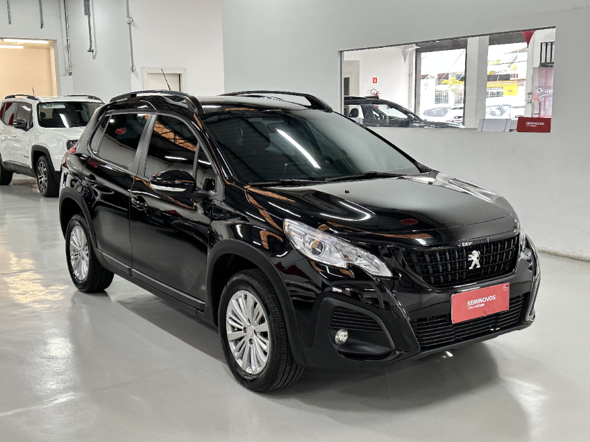 peugeot 2008 flex automatico 2023/24