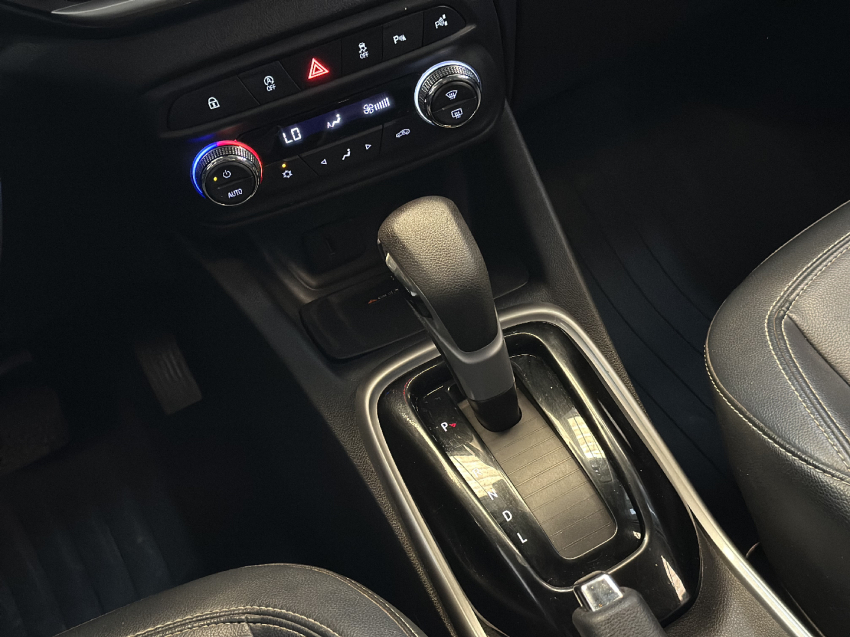 chevrolet tracker 1.0 turbo flex premier automatico 1.2 4p 202110