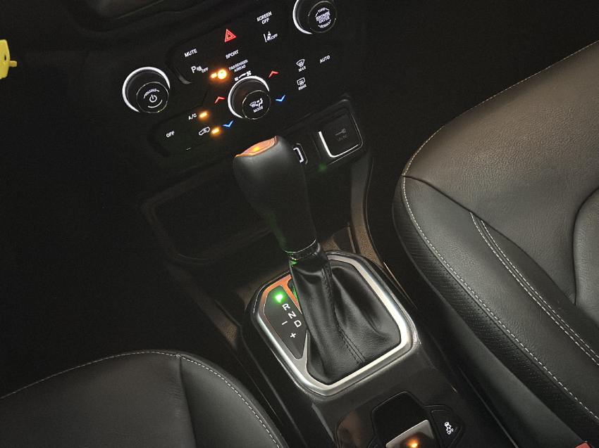 jeep renegade 1.3 t270 turbo flex longitude at6 4p automatico 20229