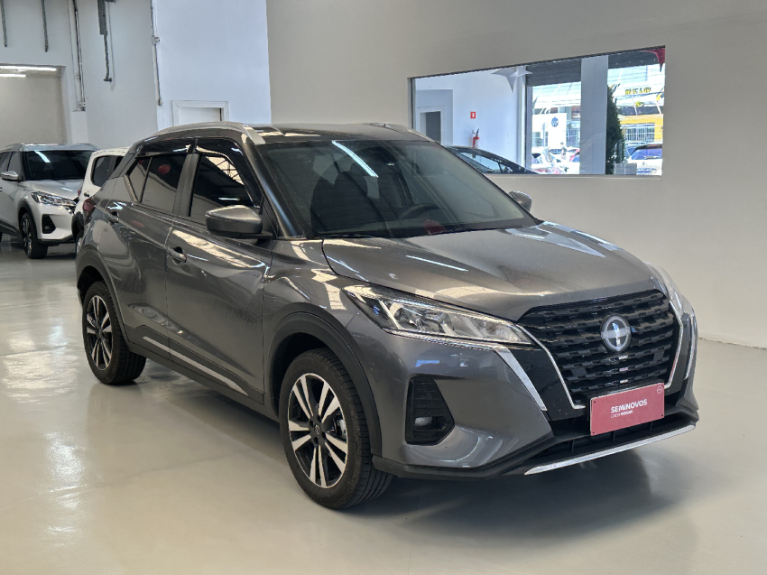 nissan kicks play 1.6 16v flexstart advance plus xtronic flex 4p automatico 2025