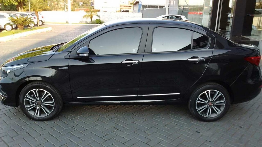 fiat cronos 1.8 e.torq flex precision at6 4p automatico 20194