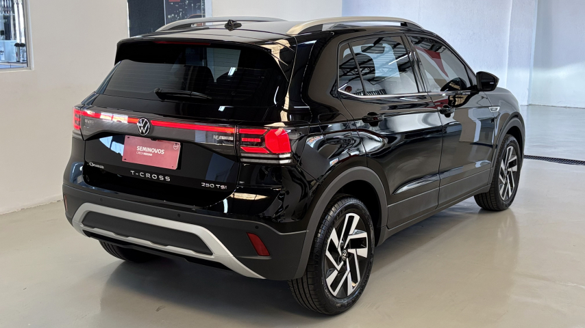 volkswagen t-cross  highline 250 1.4 tsi at6 flex automatico 2024/255