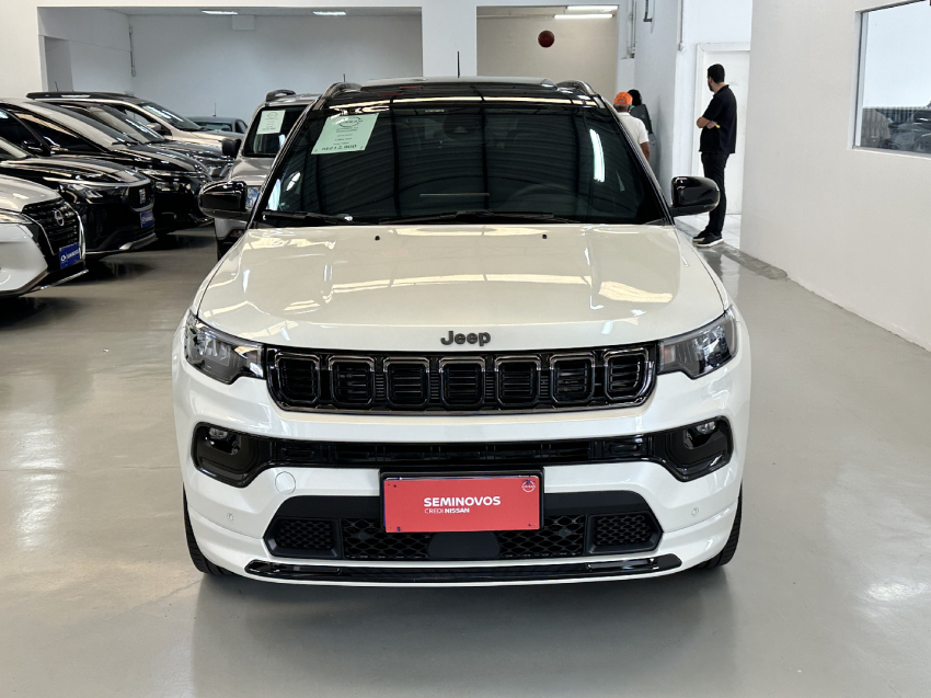 jeep compass  blackhawk 4x4 2.0 hurricane atgasolina automatico 2024/251