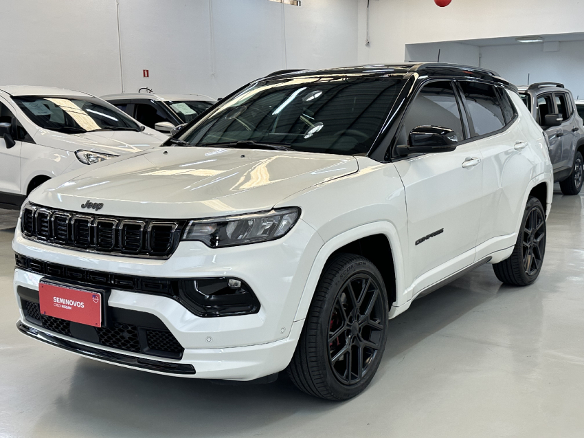 jeep compass  blackhawk 4x4 2.0 hurricane atgasolina automatico 2024/252