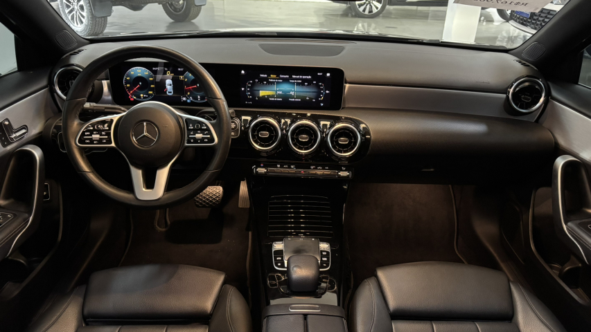 mercedes-benz a 200 1.3 cgi gasolina style sedan 7g-dct 4p automatico 202010
