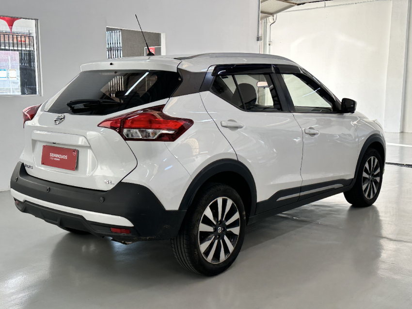 nissan kicks 1.6 16v flexstart sl 4p xtronic flex automatico 20175