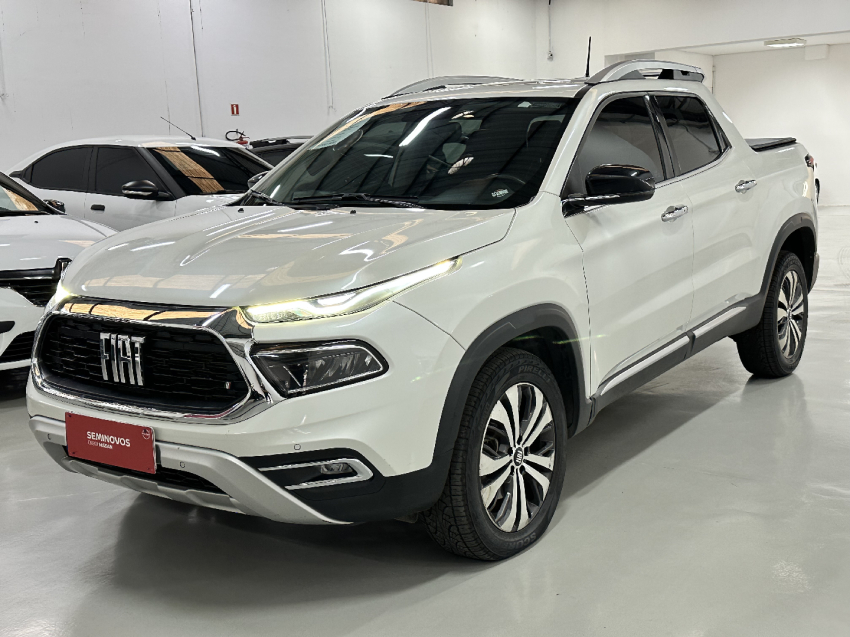 fiat toro 2.2 turbo diesel volcano 4wd at9 2.0 4p automatico 20252