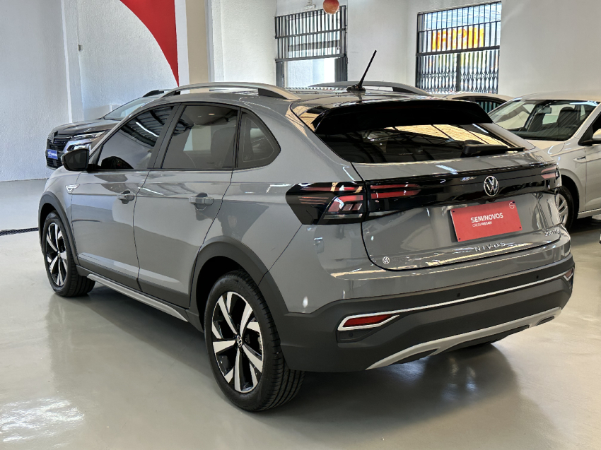 volkswagen nivus 1.0 200 tsi total flex highline automatico 4p 20243