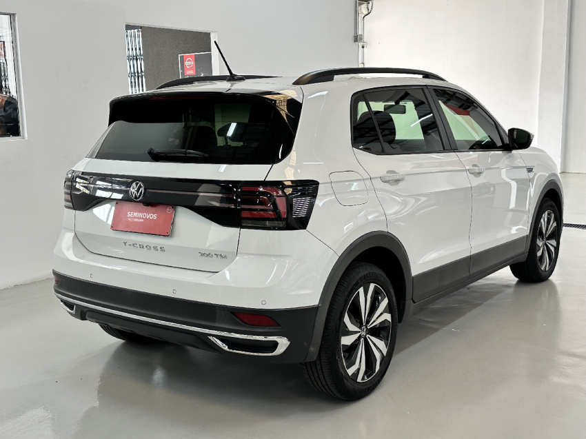 volkswagen t-cross 1.0 200 tsi total flex comfortline automatico 4p 20225