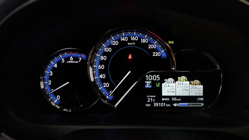 toyota yaris 1.5 16v flex sedan xls connect multidrive 4p automatico 202313