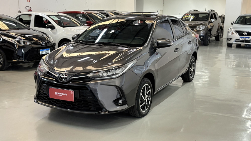 toyota yaris 1.5 16v flex sedan xls connect multidrive 4p automatico 20232