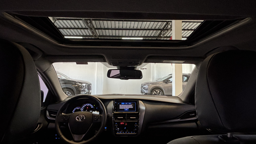 toyota yaris 1.5 16v flex sedan xls connect multidrive 4p automatico 202310