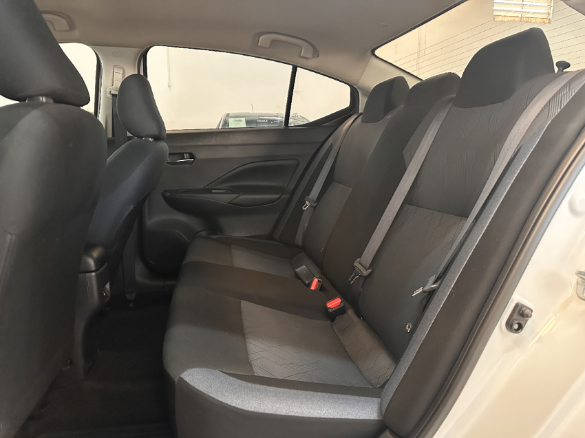 nissan versa 1.6 16v flex advance xtronic 4p automatico 20247