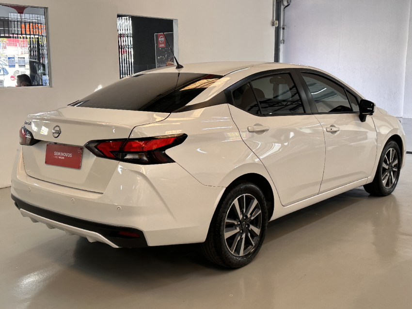 nissan versa 1.6 16v flex advance xtronic 4p automatico 20245