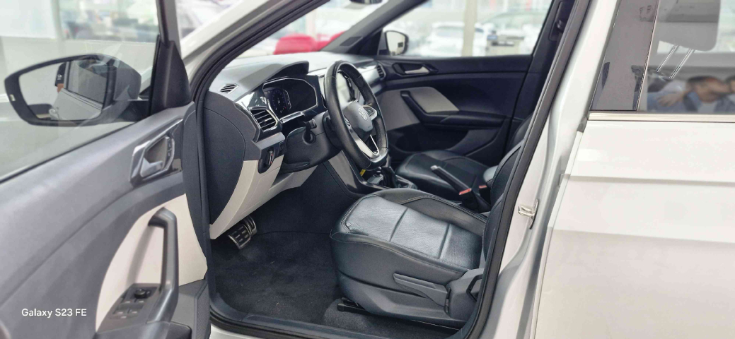 t-cross highline 250 1.4 tsi at6 flex automatico 2021/2211