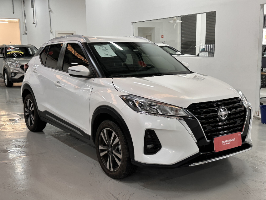 nissan kicks 1.6 16v flexstart advance xtronic flex 4p automatico 2024
