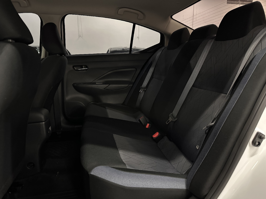 nissan versa flex automatico 2025/266