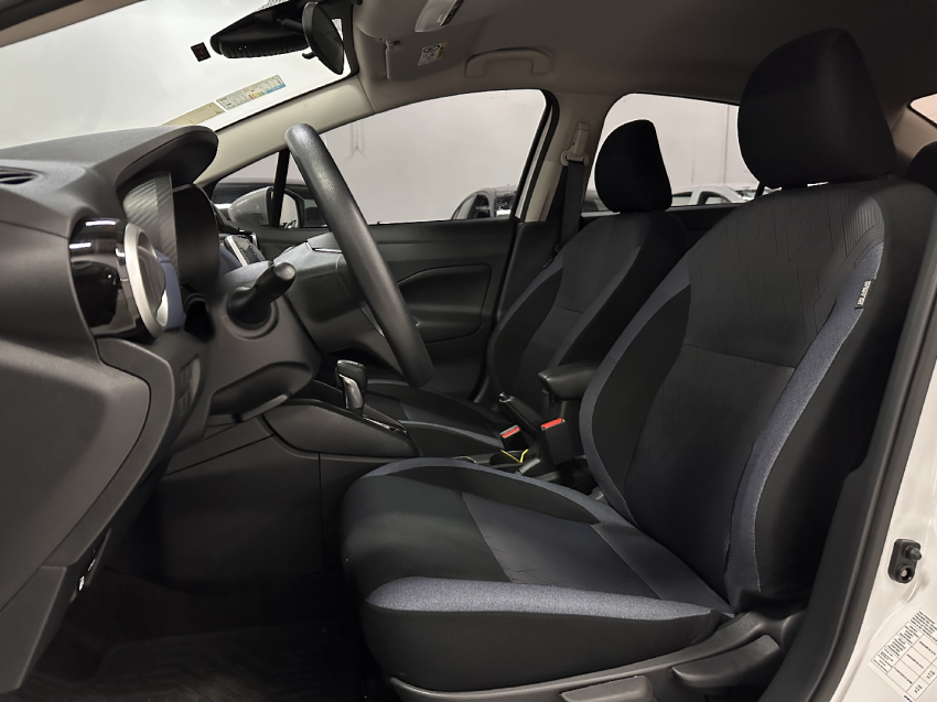 nissan versa flex automatico 2025/267