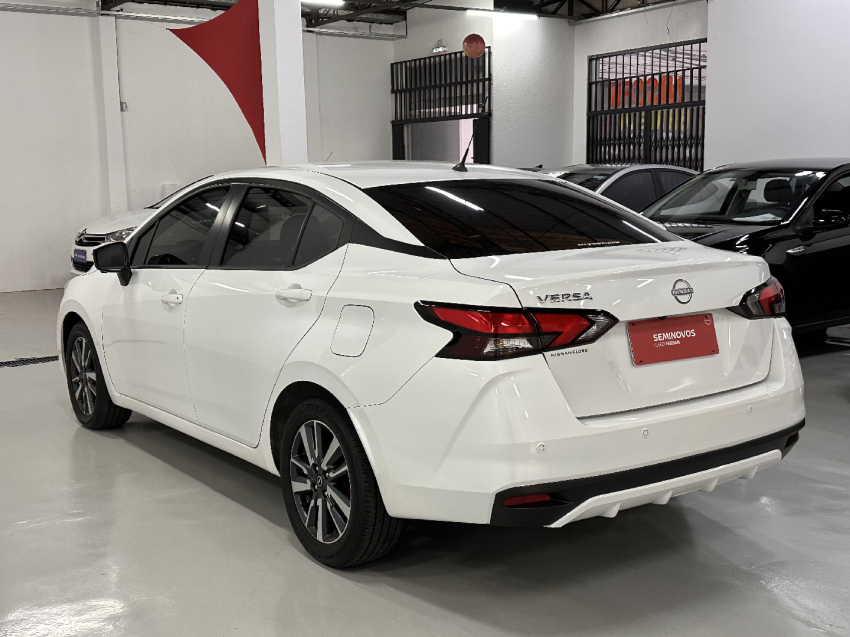 nissan versa flex automatico 2025/263