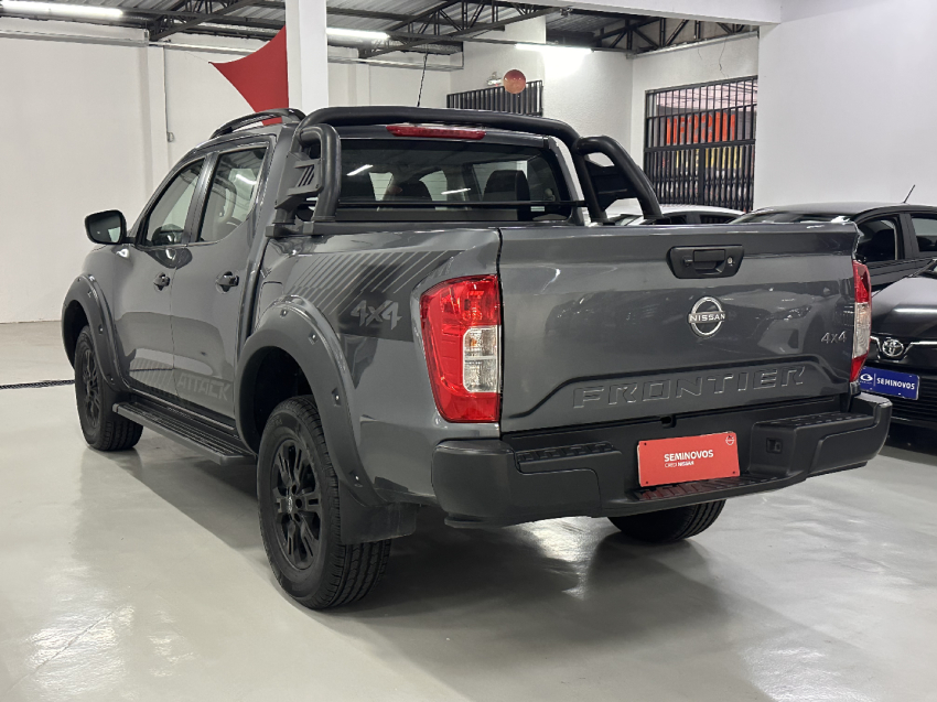 nissan frontier  cd attack 4x4 2.3 16v tdi at7 diesel automatico 2024/253