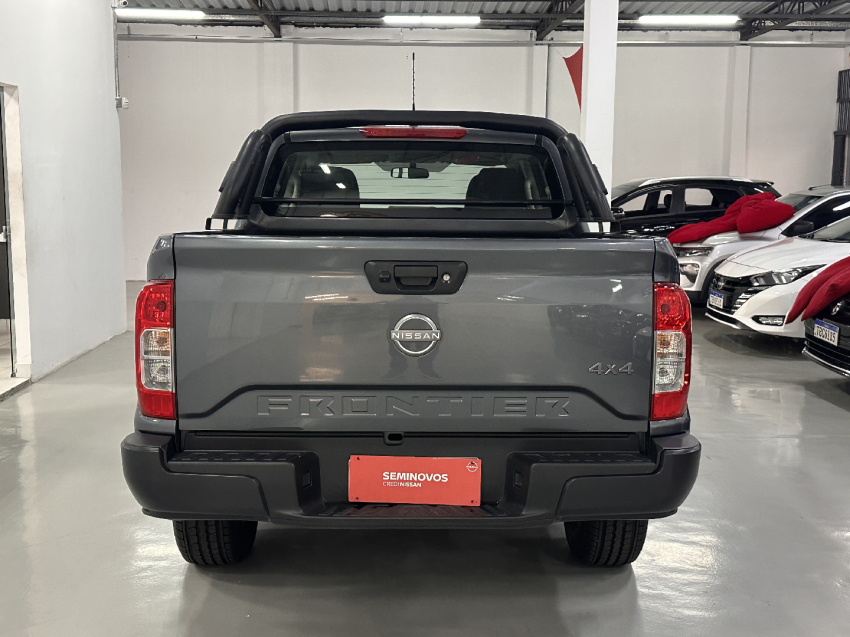 nissan frontier  cd attack 4x4 2.3 16v tdi at7 diesel automatico 2024/254