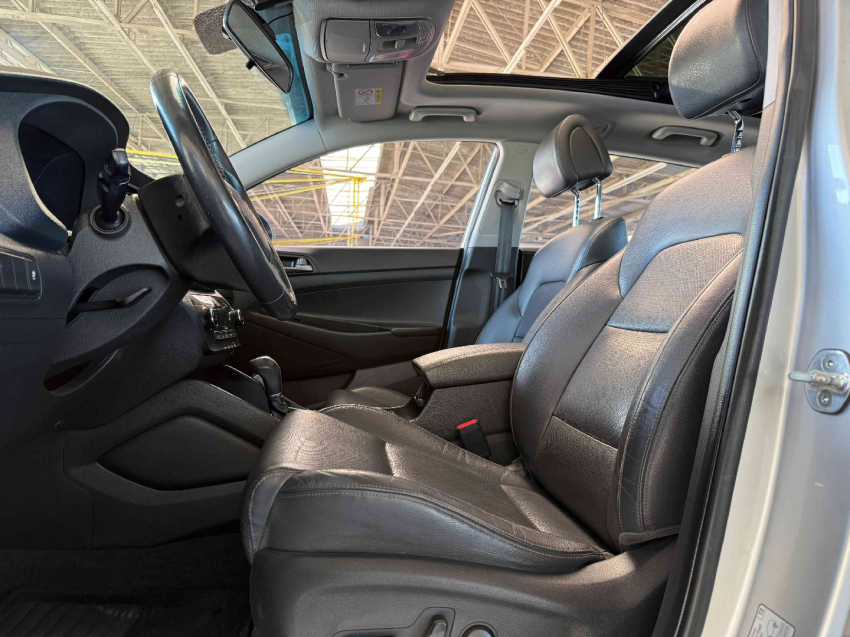 tucson gls 1.6 16v tb at7