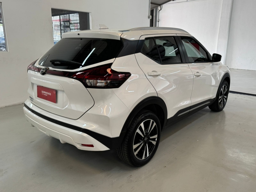 nissan kicks play 1.6 16v flexstart advance plus xtronic flex 4p automatico 20255