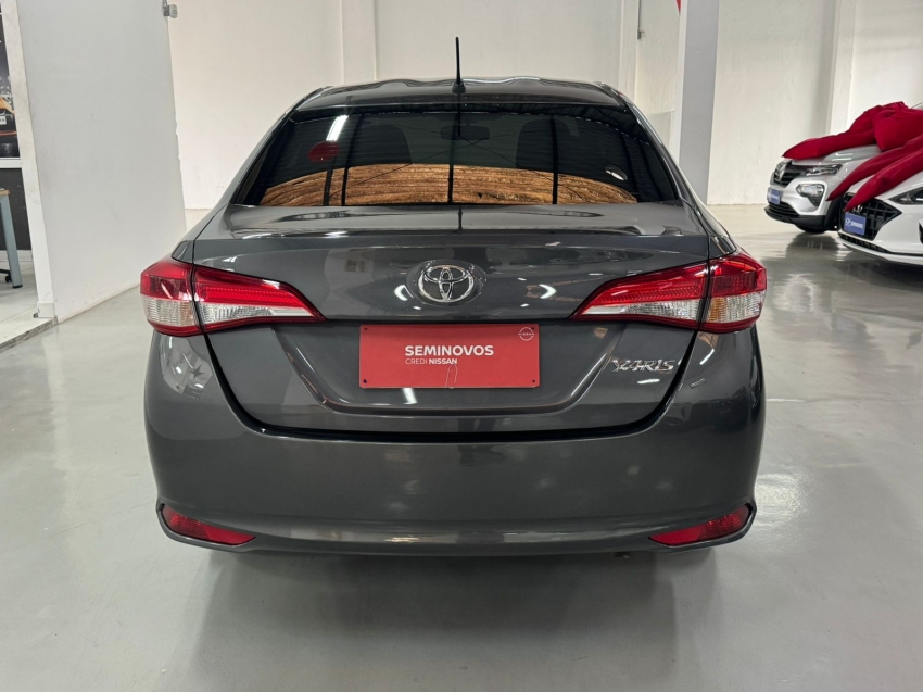 toyota yaris 1.5 16v flex sedan xls multidrive 4p automatico 20254