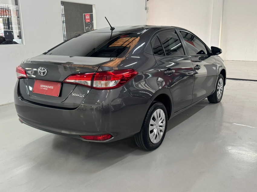 toyota yaris 1.5 16v flex sedan xls multidrive 4p automatico 20255