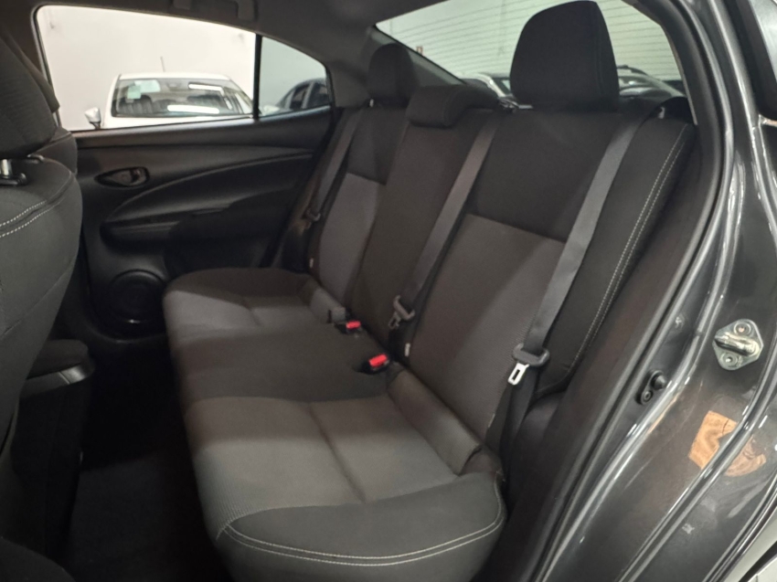 toyota yaris 1.5 16v flex sedan xls multidrive 4p automatico 20256