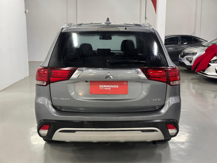 mitsubishi outlander 2.0 mivec gasolina hpe automatico 4p 20204