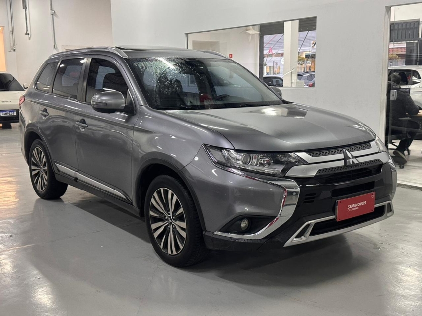 mitsubishi outlander 2.0 mivec gasolina hpe automatico 4p 2020