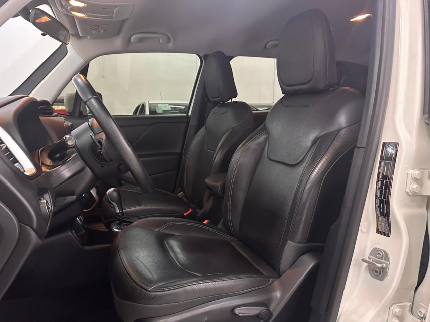 jeep renegade 1.8 16v flex 4p automatico 20217