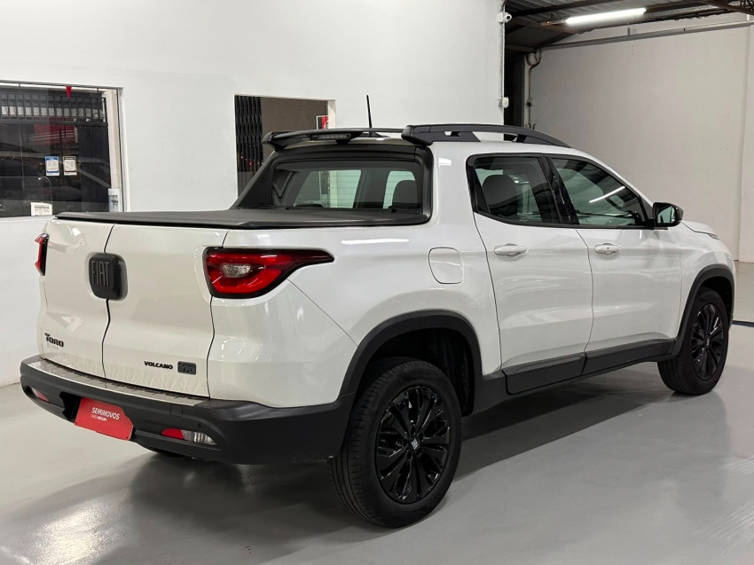 fiat toro 1.3 turbo 270 flex volcano at6 4p automatico 20235