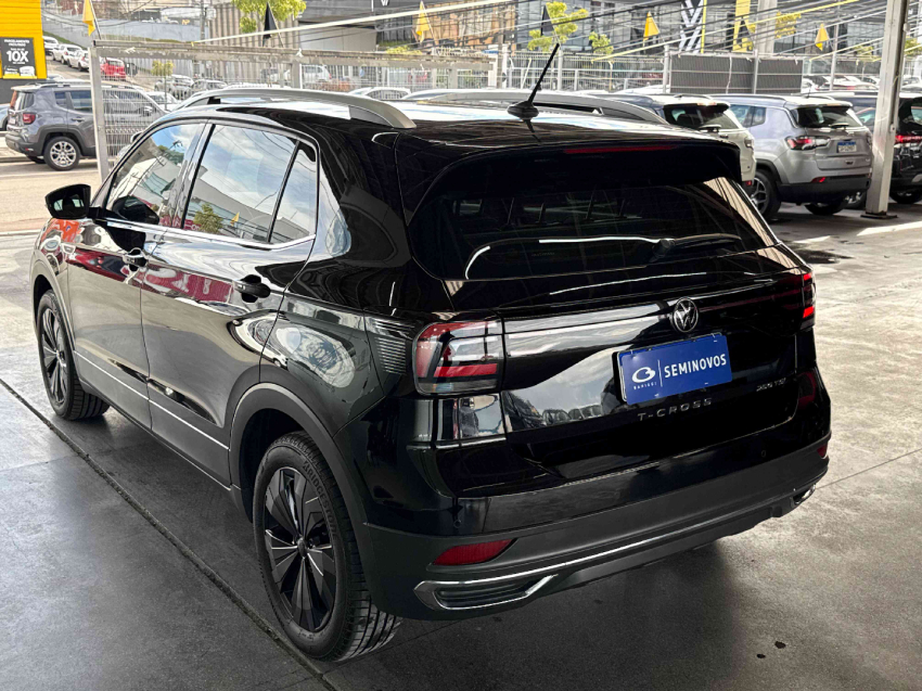 volkswagen t-cross highline 250 1.4 tsi at6 flex automatico3