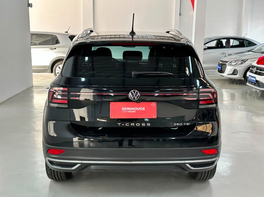 volkswagen t-cross highline 250 1.4 tsi at6 flex automatico4