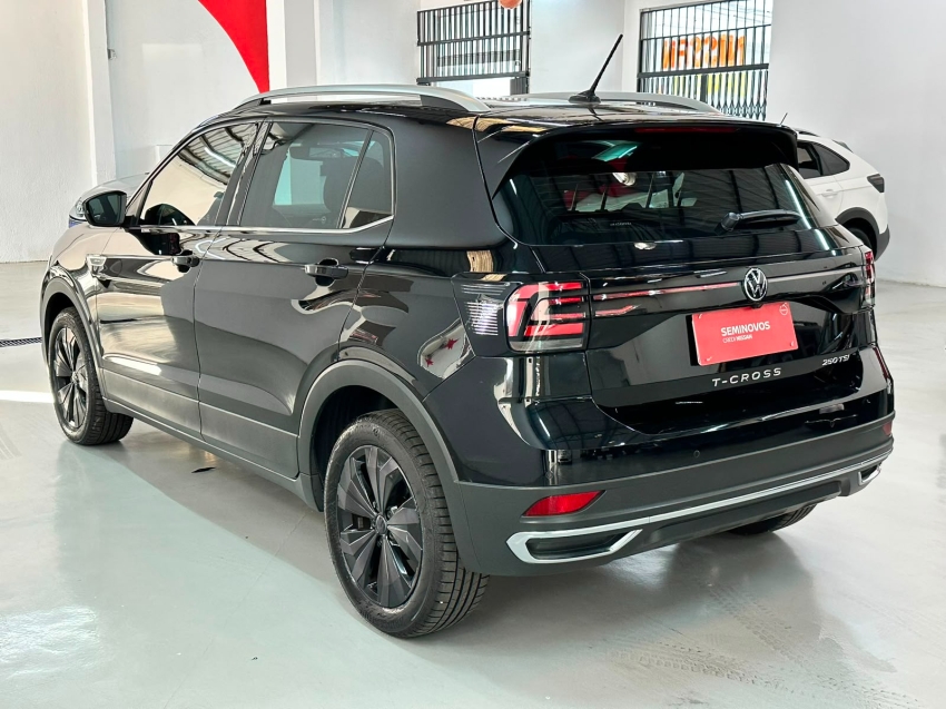 volkswagen t-cross highline 250 1.4 tsi at6 flex automatico3