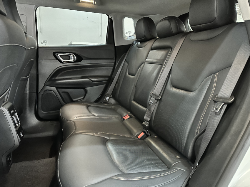 compass limited 4x4 2.0 tb at96