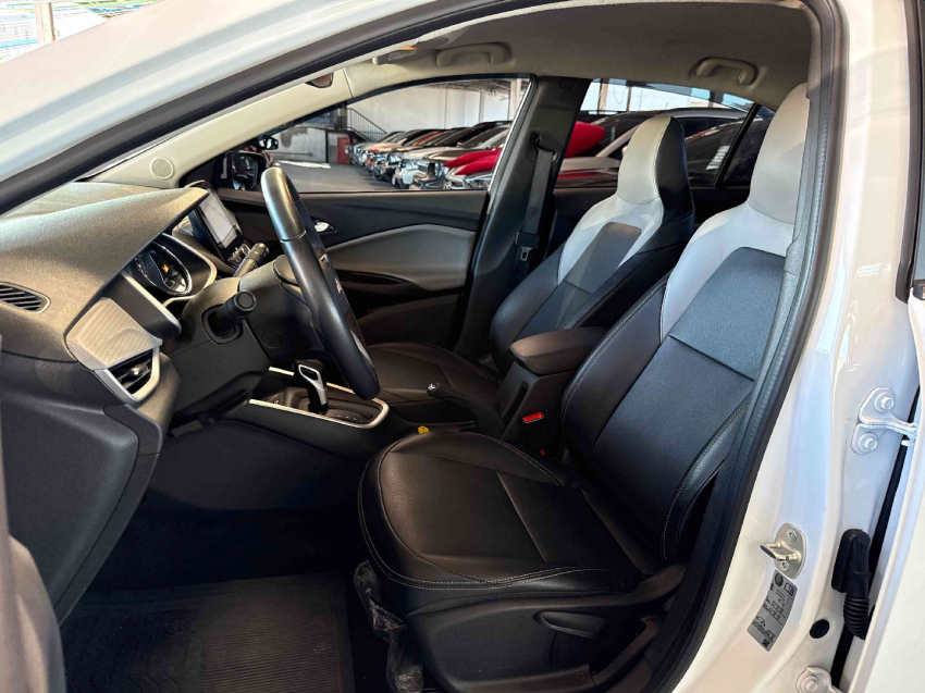 chevrolet onix plus premier 1.0 tb 12v at6 flex automatico7