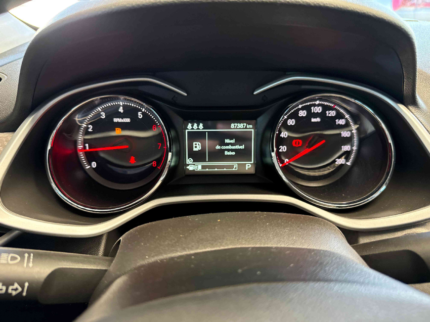 chevrolet onix plus premier 1.0 tb 12v at6 flex automatico11