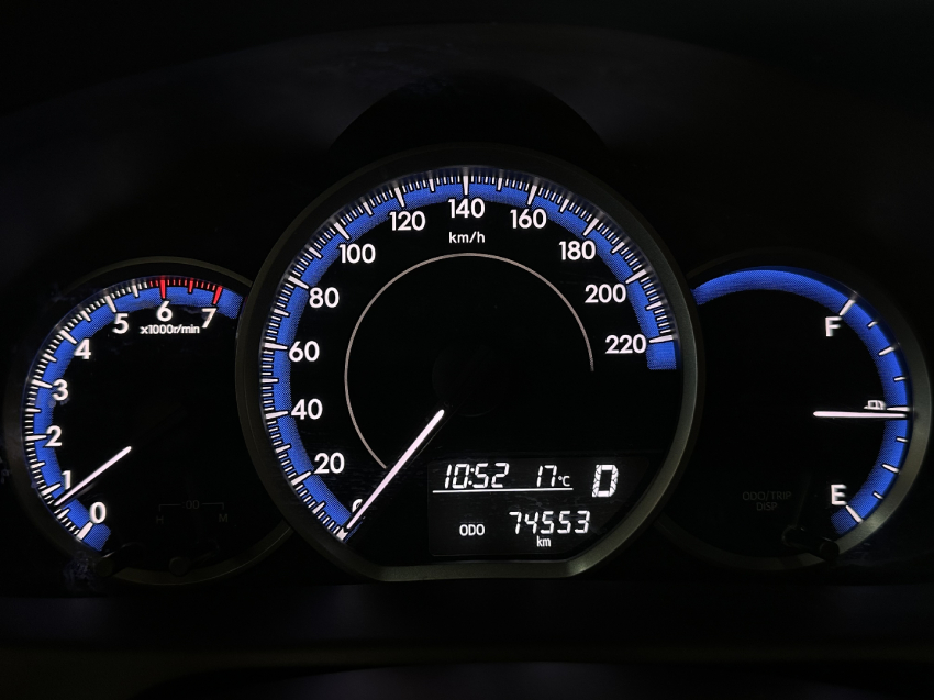 toyota yaris 1.3 16v flex xl live multidrive 4p automatico 202011