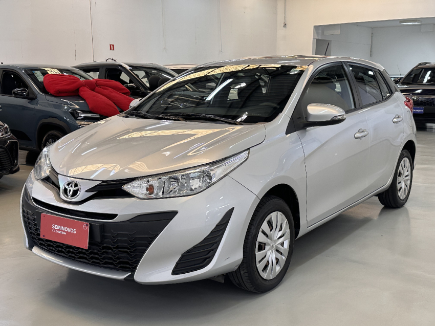 toyota yaris 1.3 16v flex xl live multidrive 4p automatico 20202