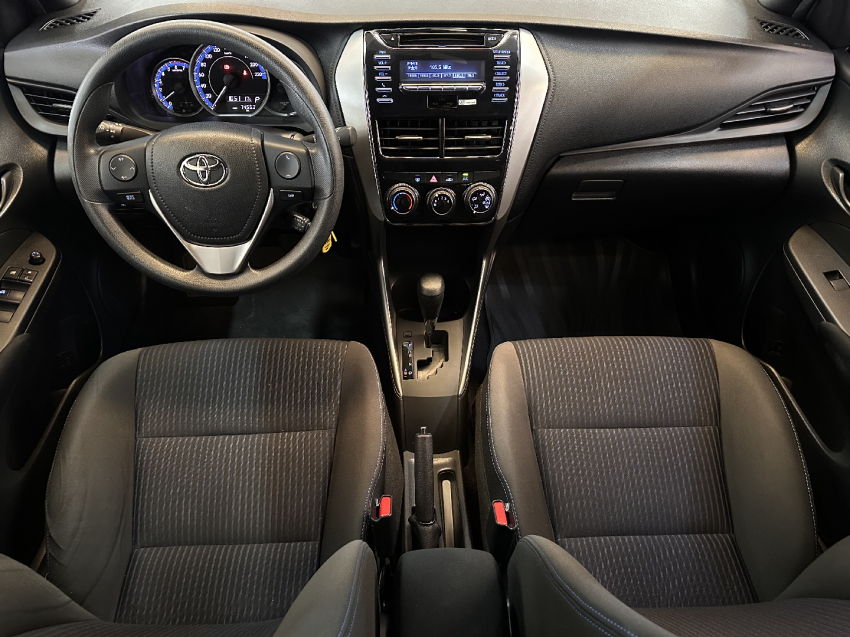 toyota yaris 1.3 16v flex xl live multidrive 4p automatico 20208