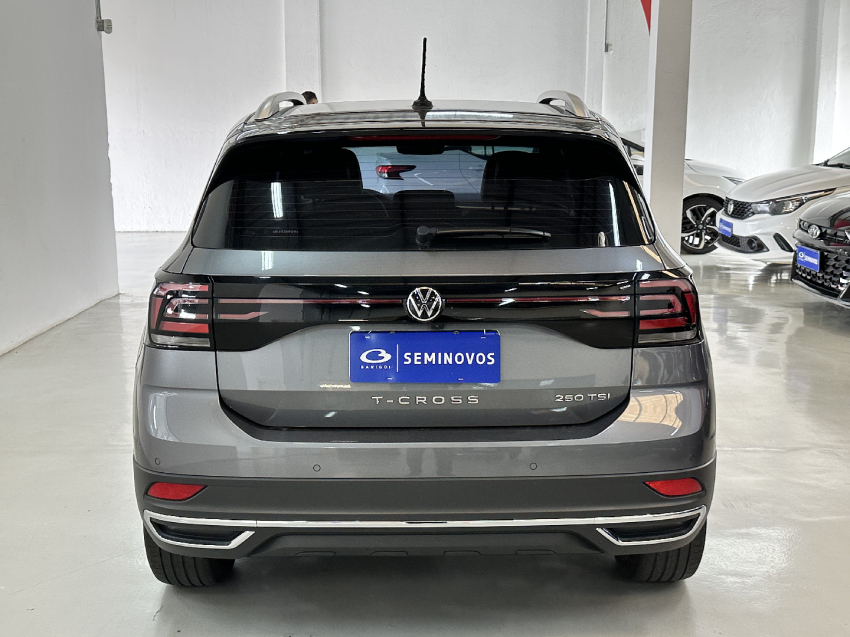 volkswagen t-cross 1.4 250 tsi total flex highline automatico 4p 20244
