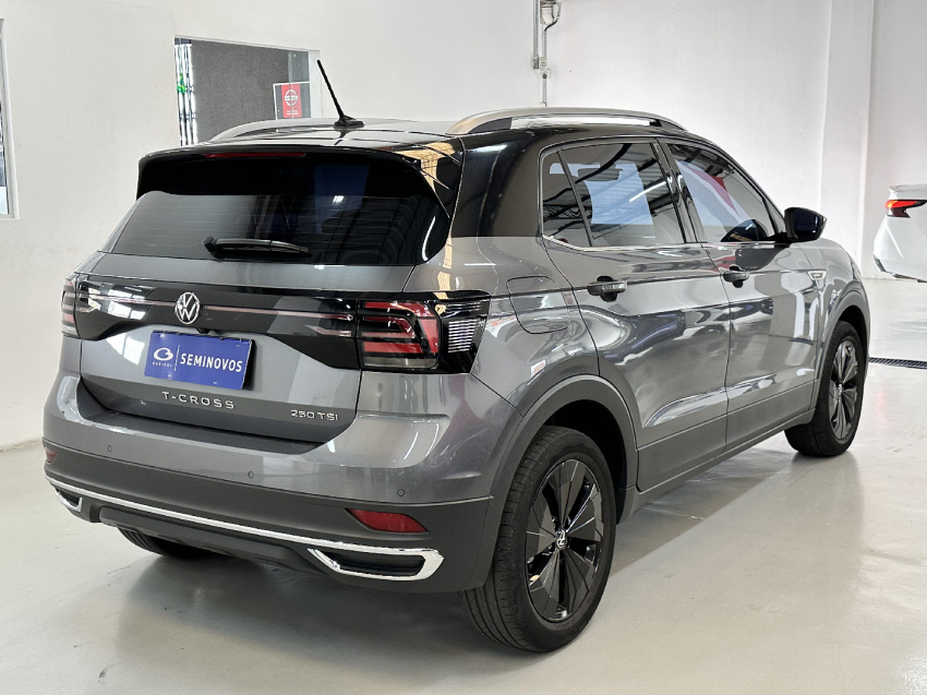 volkswagen t-cross 1.4 250 tsi total flex highline automatico 4p 20245