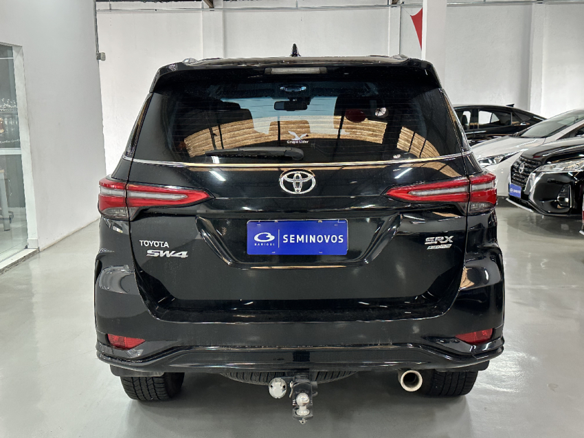 toyota hilux sw4 2.8 d-4d turbo diesel srx platinum 7l 4x4 automatico 4p 20254