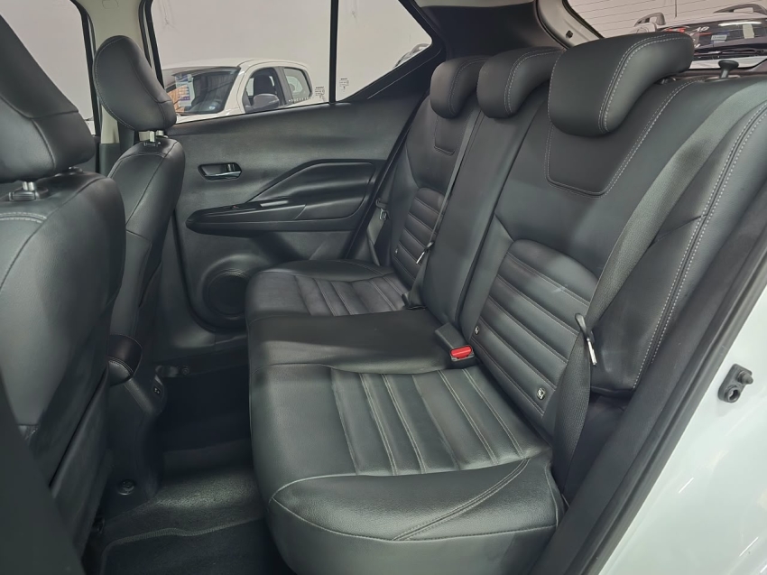 nissan kicks play 1.6 16v flexstart advance plus xtronic flex 4p automatico 20257