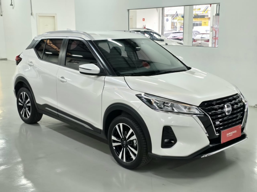 nissan kicks play 1.6 16v flexstart advance plus xtronic flex 4p automatico 2025