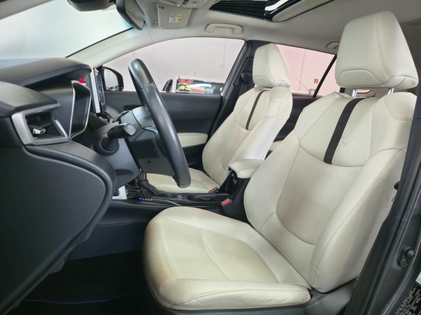 COROLLA CROSS XRX HYBRID | GARANTIA DE FÁBRICA6